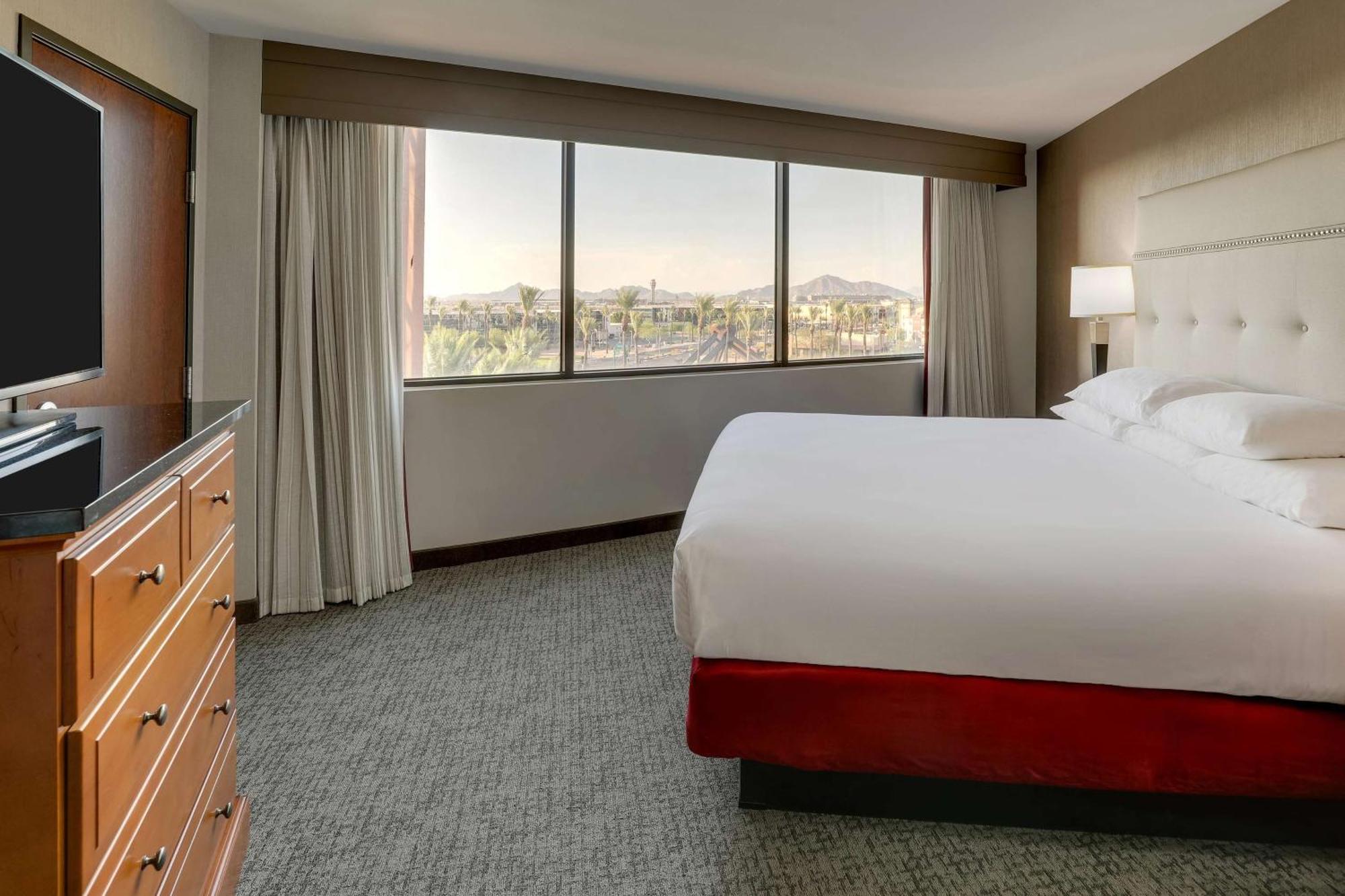 Drury Inn & Suites Phoenix Airport Eksteriør bilde
